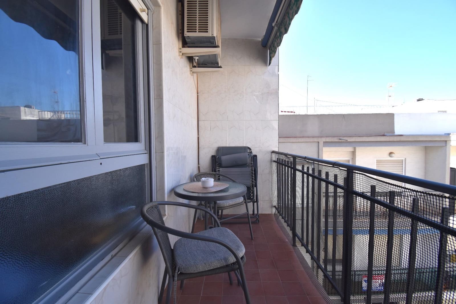 3 bedroom Flat for sale in Santa Pola - € 149,000 (Ref: 9396293)