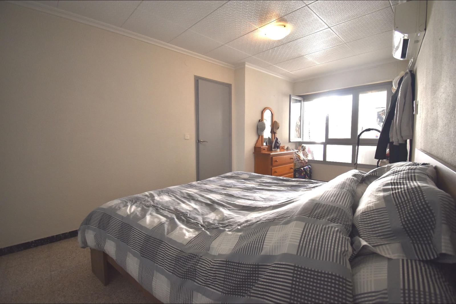 3 bedroom Flat for sale in Santa Pola - € 149,000 (Ref: 9396293)