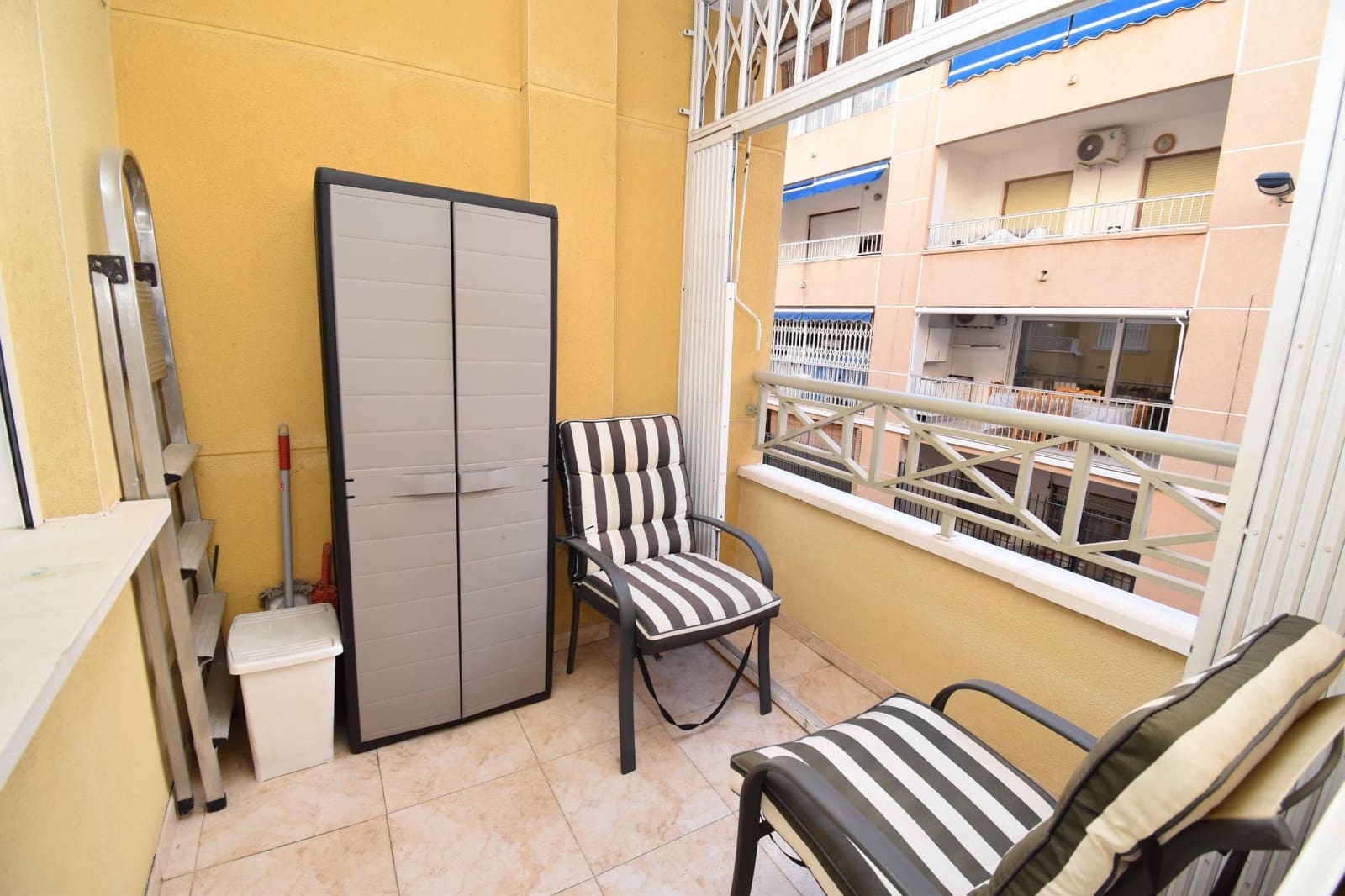 2 camera da letto Appartamento in vendita in Torrevieja con garage - 185.000 € (Rif: 9411221)