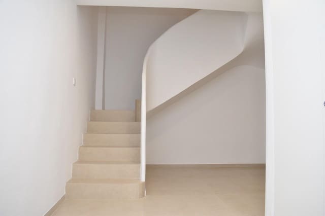 3 quarto Apartamento para venda em Centro, Elche / Elx - 380 000 € (Ref: 9420024)