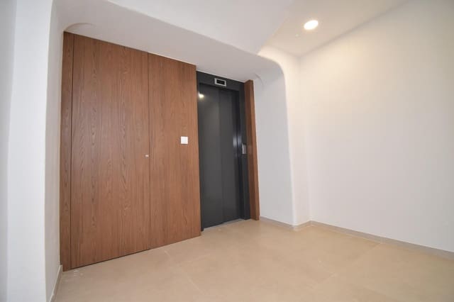 3 quarto Apartamento para venda em Centro, Elche / Elx - 380 000 € (Ref: 9420024)