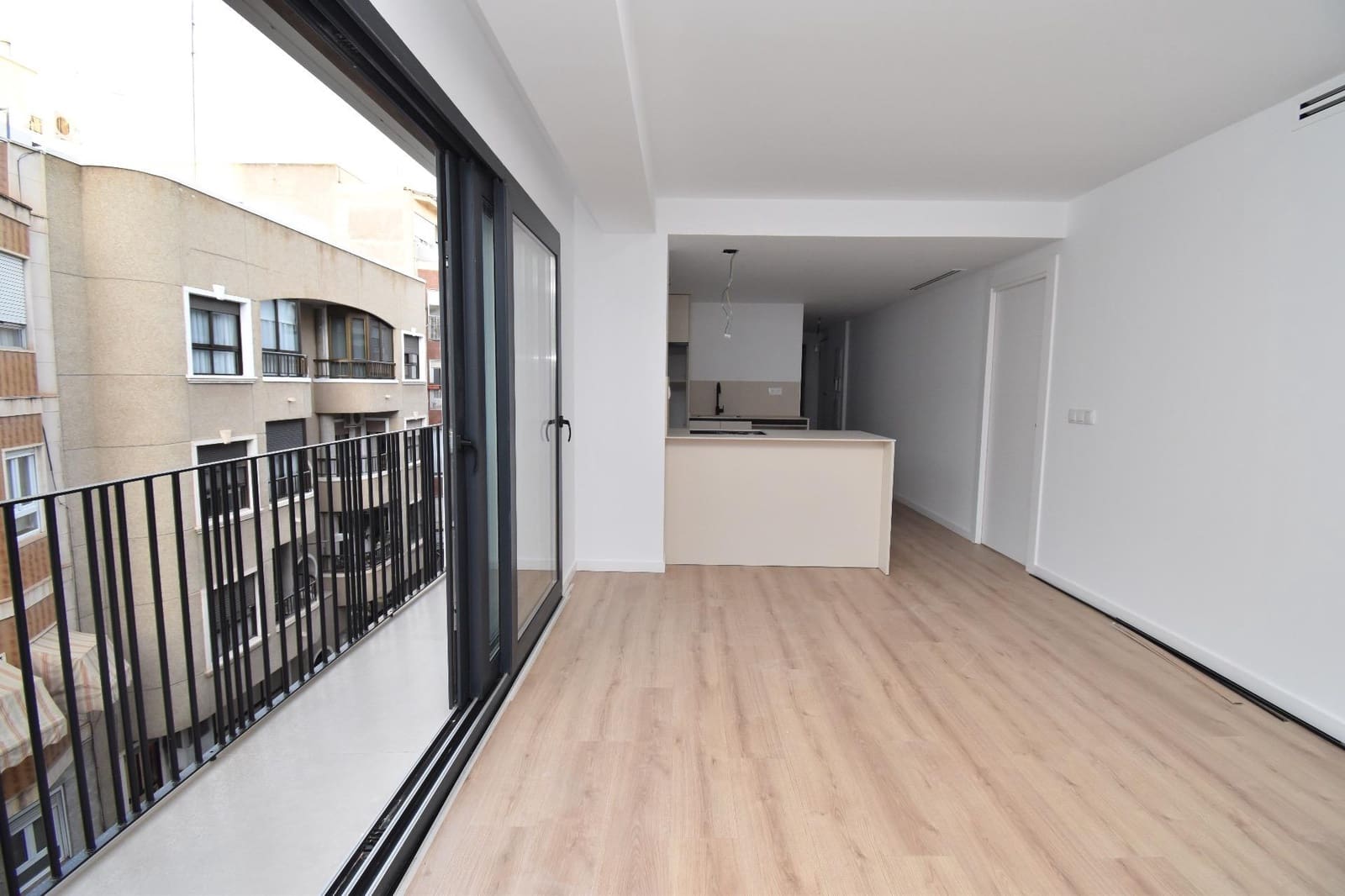 3 sypialnia Mieszkanie na sprzedaż w Elche / Elx - 380 000 € (Ref: 9420024)