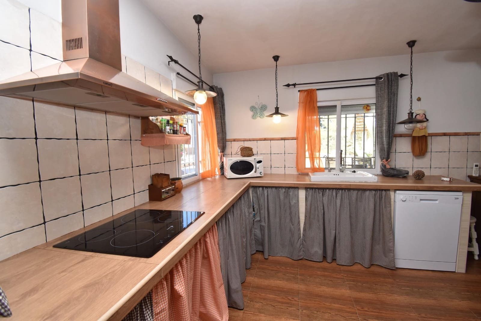 3 sypialnia Willa na sprzedaż w Elche / Elx z basenem - 489 000 € (Ref: 9420025)