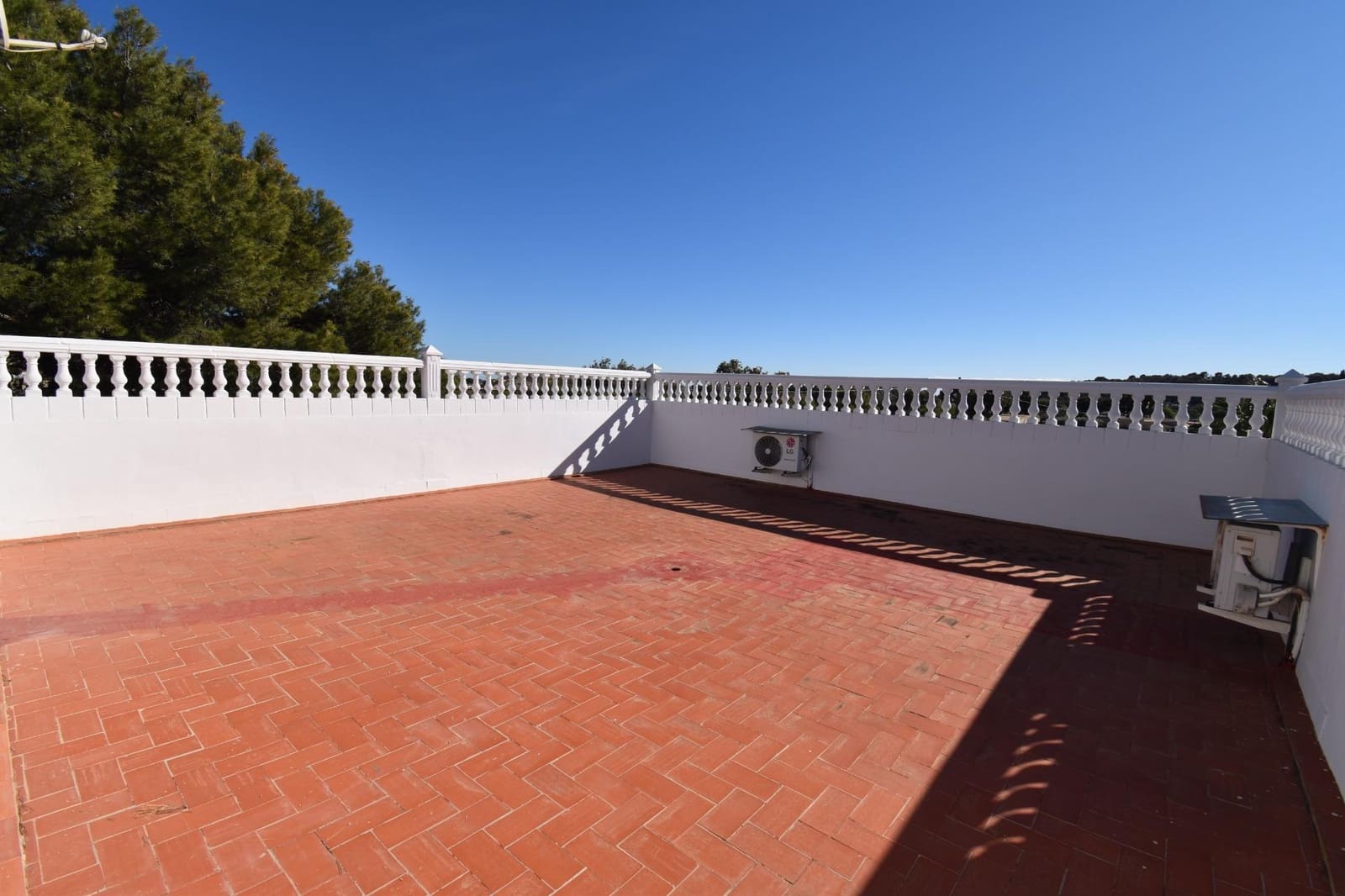 3 sypialnia Willa na sprzedaż w Elche / Elx z basenem - 489 000 € (Ref: 9420025)