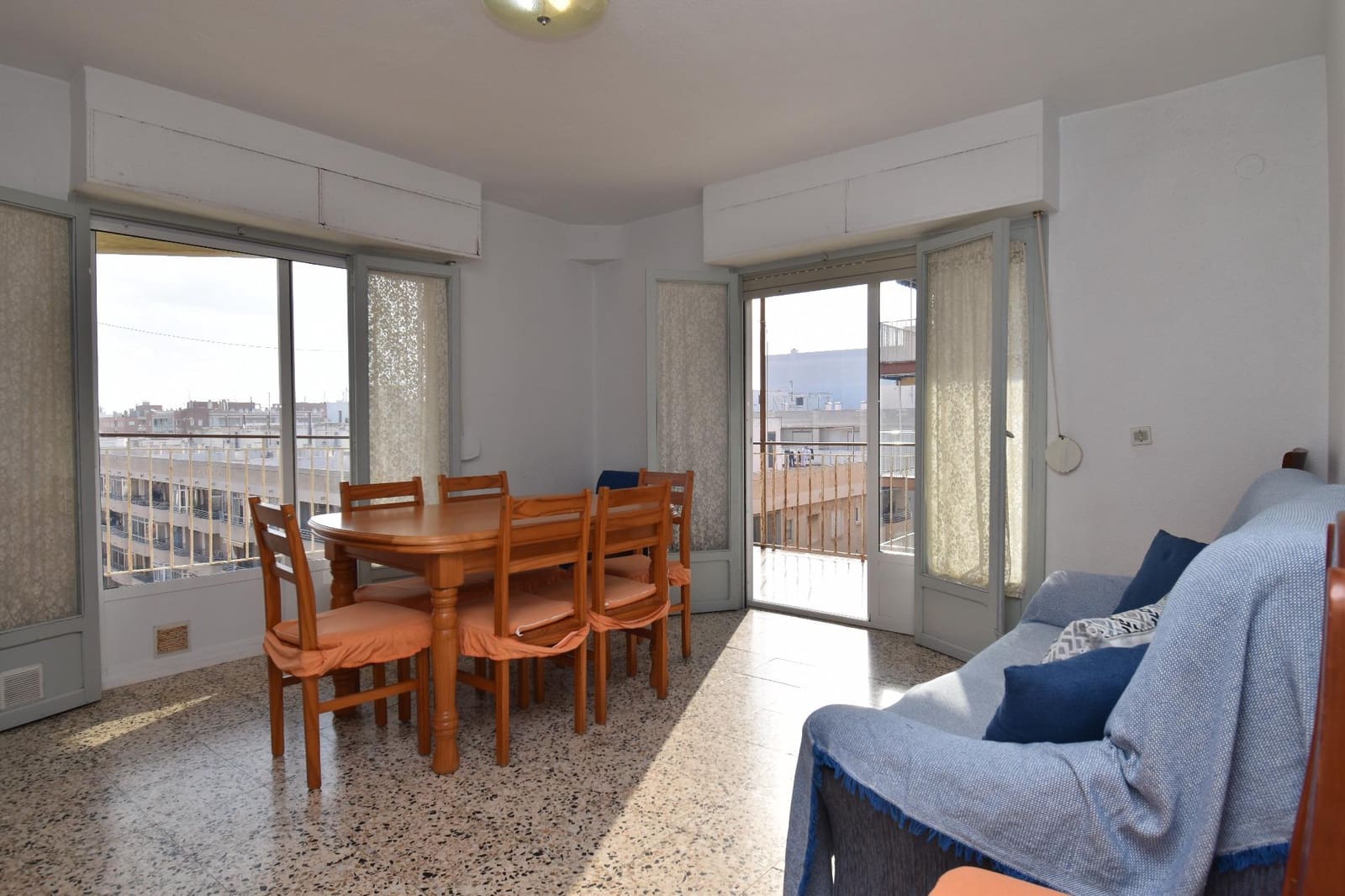 Ático de 3 habitaciones en Santa Pola en venta - 320.000 € (Ref: 9450481)