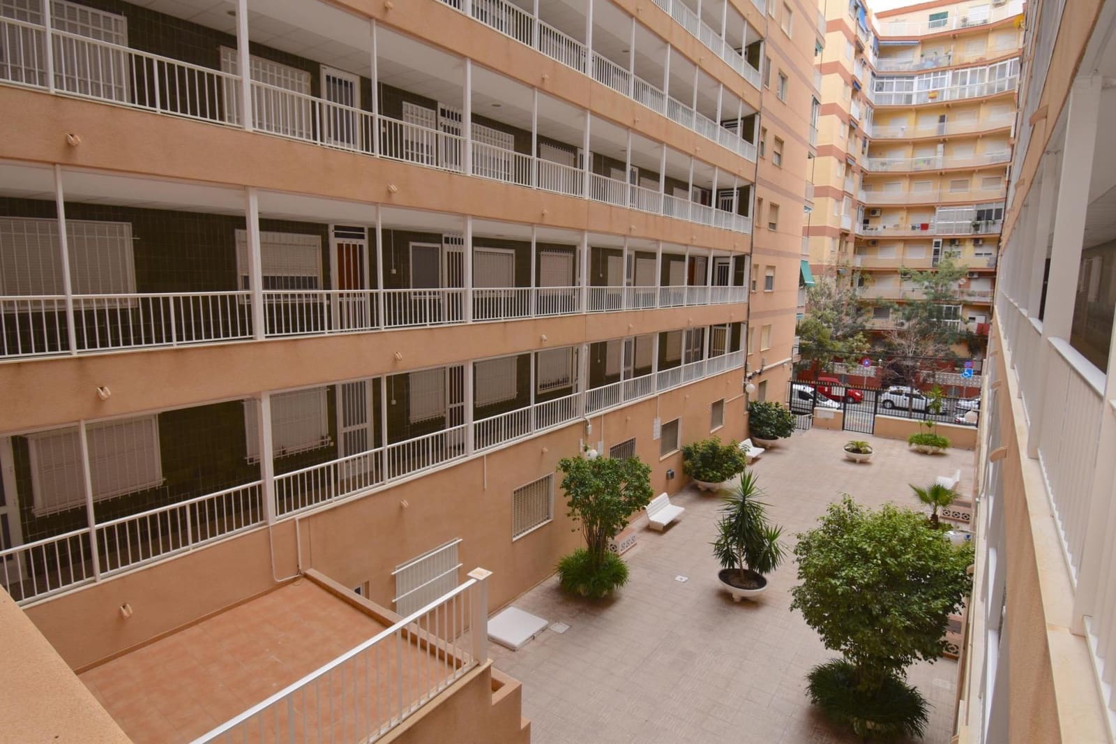 Ático de 3 habitaciones en Santa Pola en venta - 320.000 € (Ref: 9450481)
