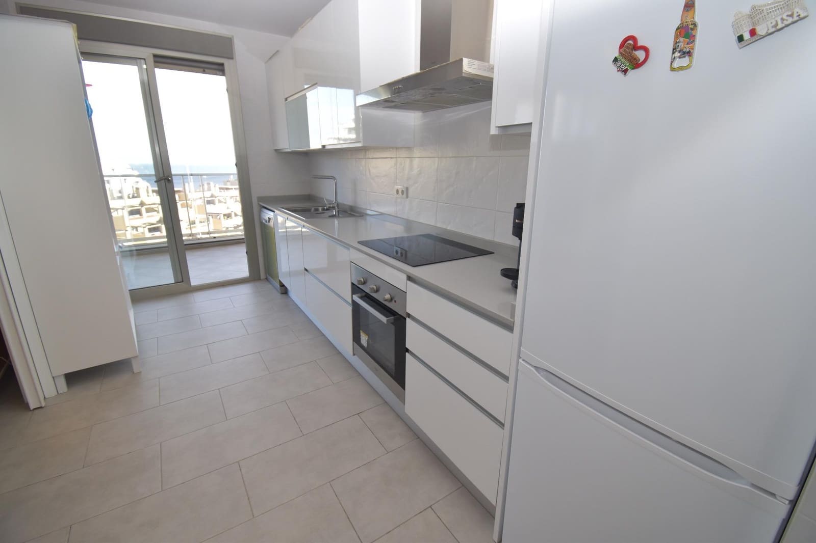 3 quarto Penthouse para venda em Arenales del Sol com piscina - 680 000 € (Ref: 9474345)
