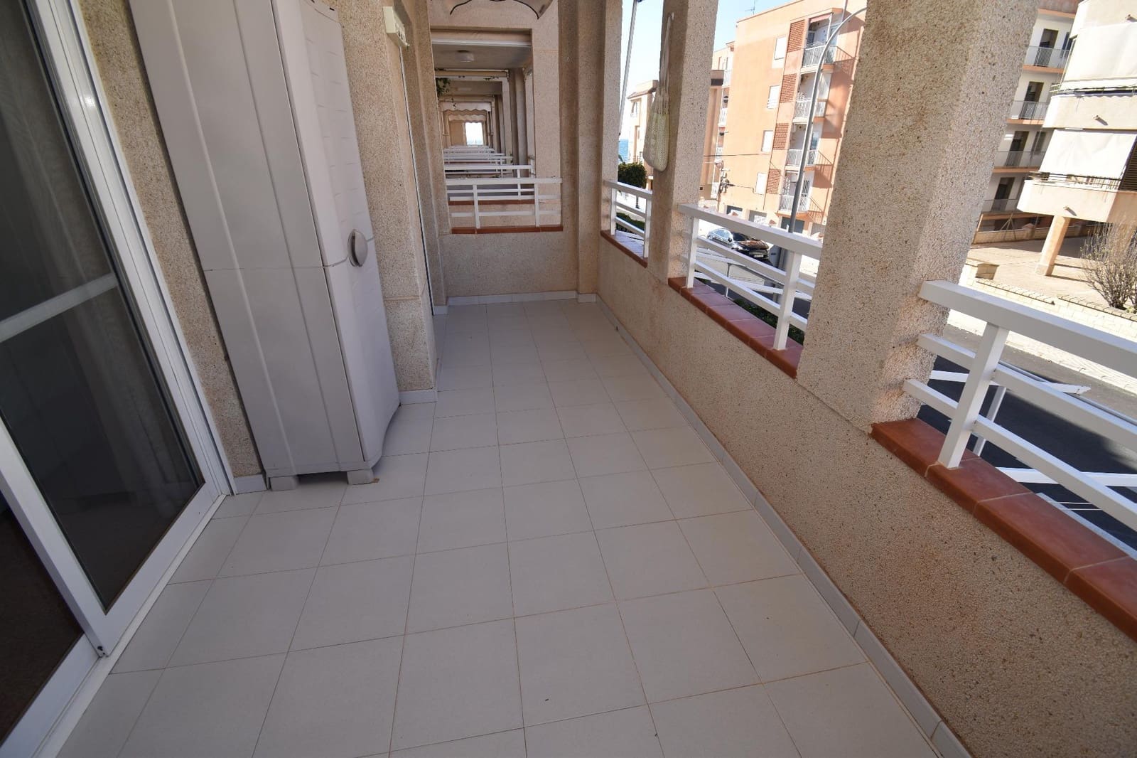 3 bedroom Flat for sale in Santa Pola with garage - € 245,000 (Ref: 9481326)