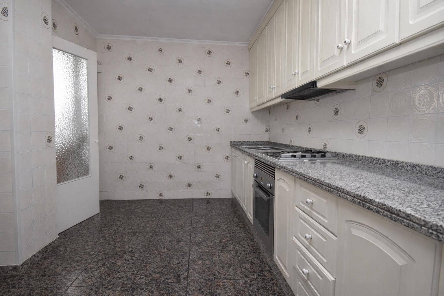 3 bedroom Flat for sale in Santa Pola - € 199,000 (Ref: 9496435)