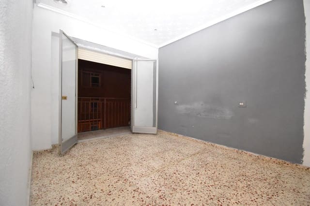 4 slaapkamer Flat te koop in Centro, Elche / Elx - € 165.000 (Ref: 9497584)