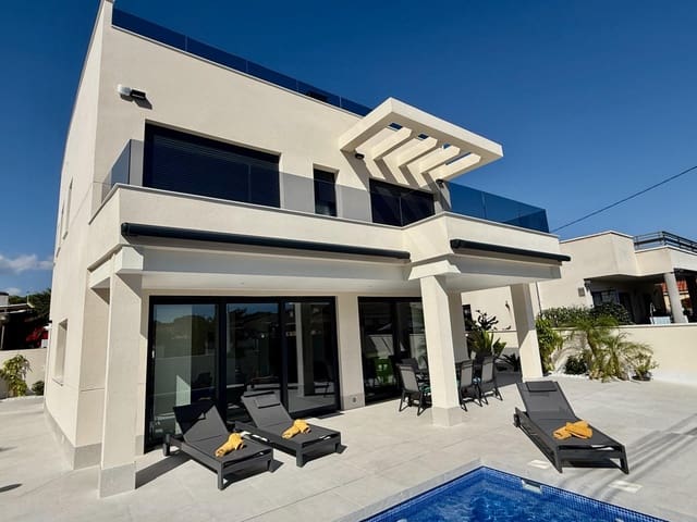 4 soverom Villa til salgs i Buenavista, Guardamar del Segura med svømmebasseng - € 660 000 (Ref: 9504554)