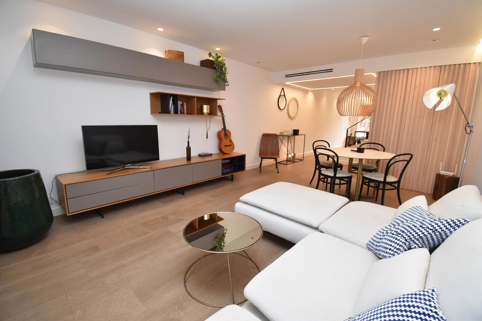 2 bedroom Bungalow for sale in Santa Pola with pool - € 450,000 (Ref: 9504555)