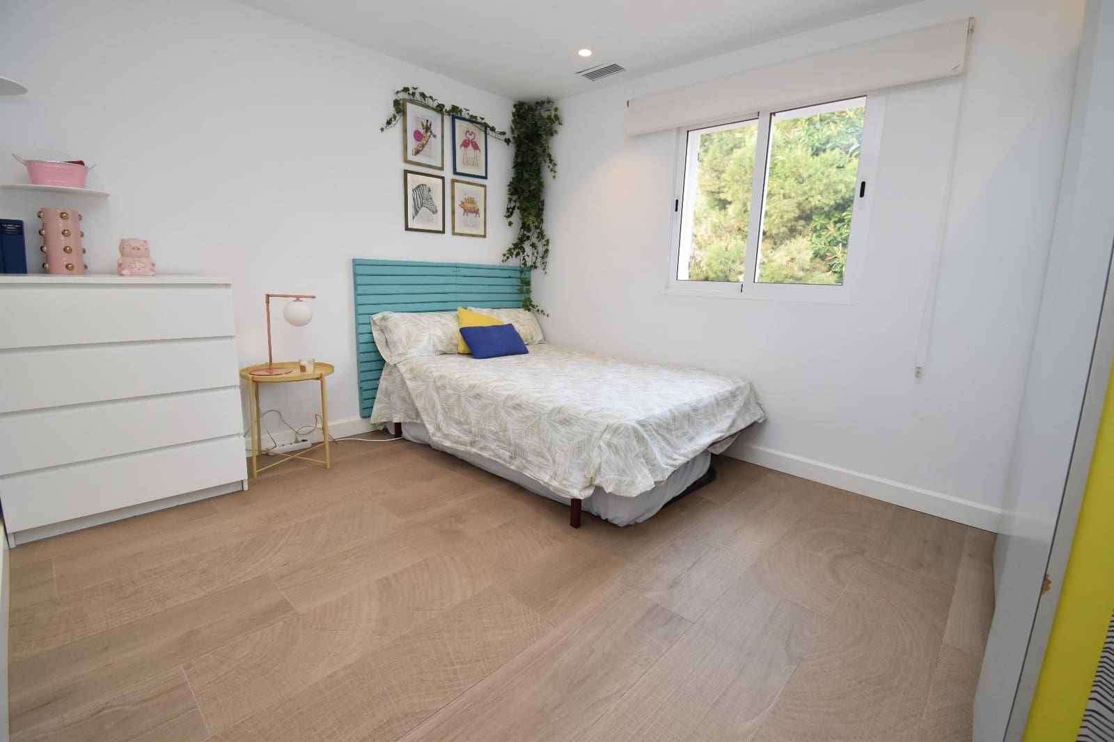 2 bedroom Bungalow for sale in Santa Pola with pool - € 450,000 (Ref: 9504555)