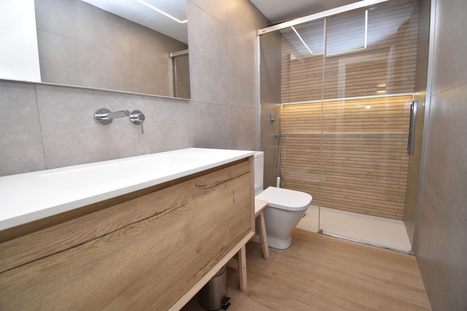 2 bedroom Bungalow for sale in Santa Pola with pool - € 450,000 (Ref: 9504555)