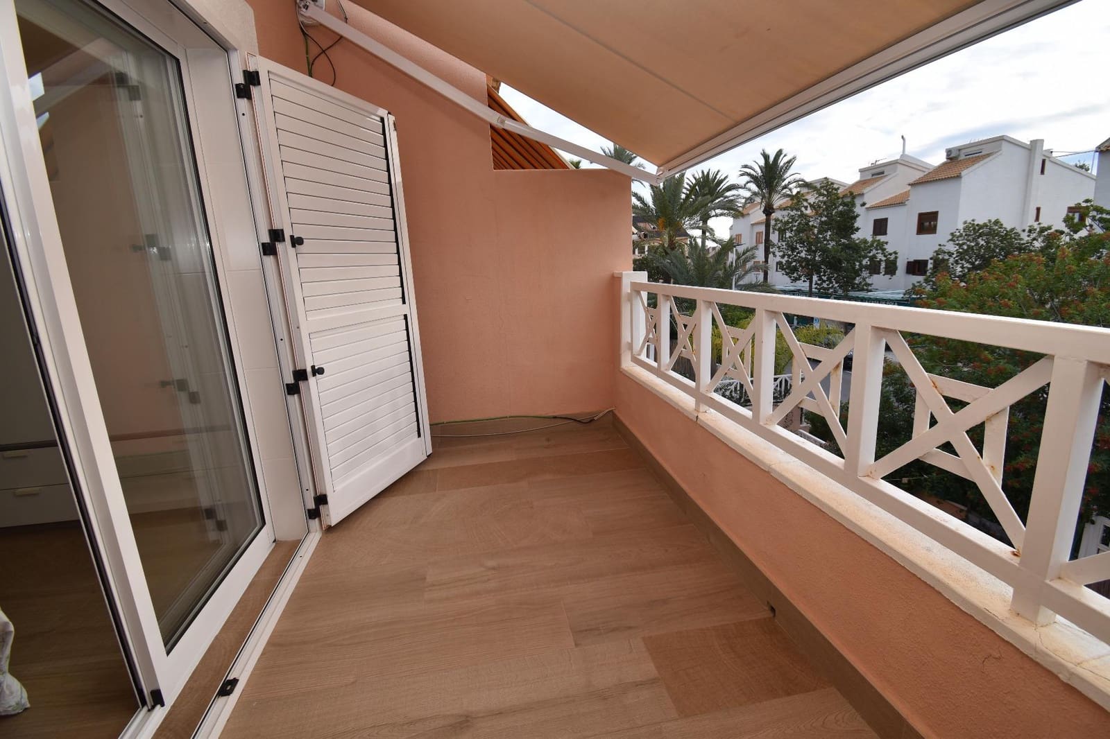 2 bedroom Bungalow for sale in Santa Pola with pool - € 450,000 (Ref: 9504555)