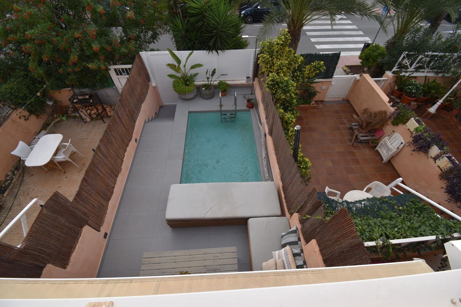 2 bedroom Bungalow for sale in Santa Pola with pool - € 450,000 (Ref: 9504555)