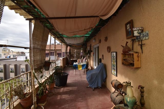 6 quarto Penthouse para venda em Elche / Elx - 230 000 € (Ref: 9551940)