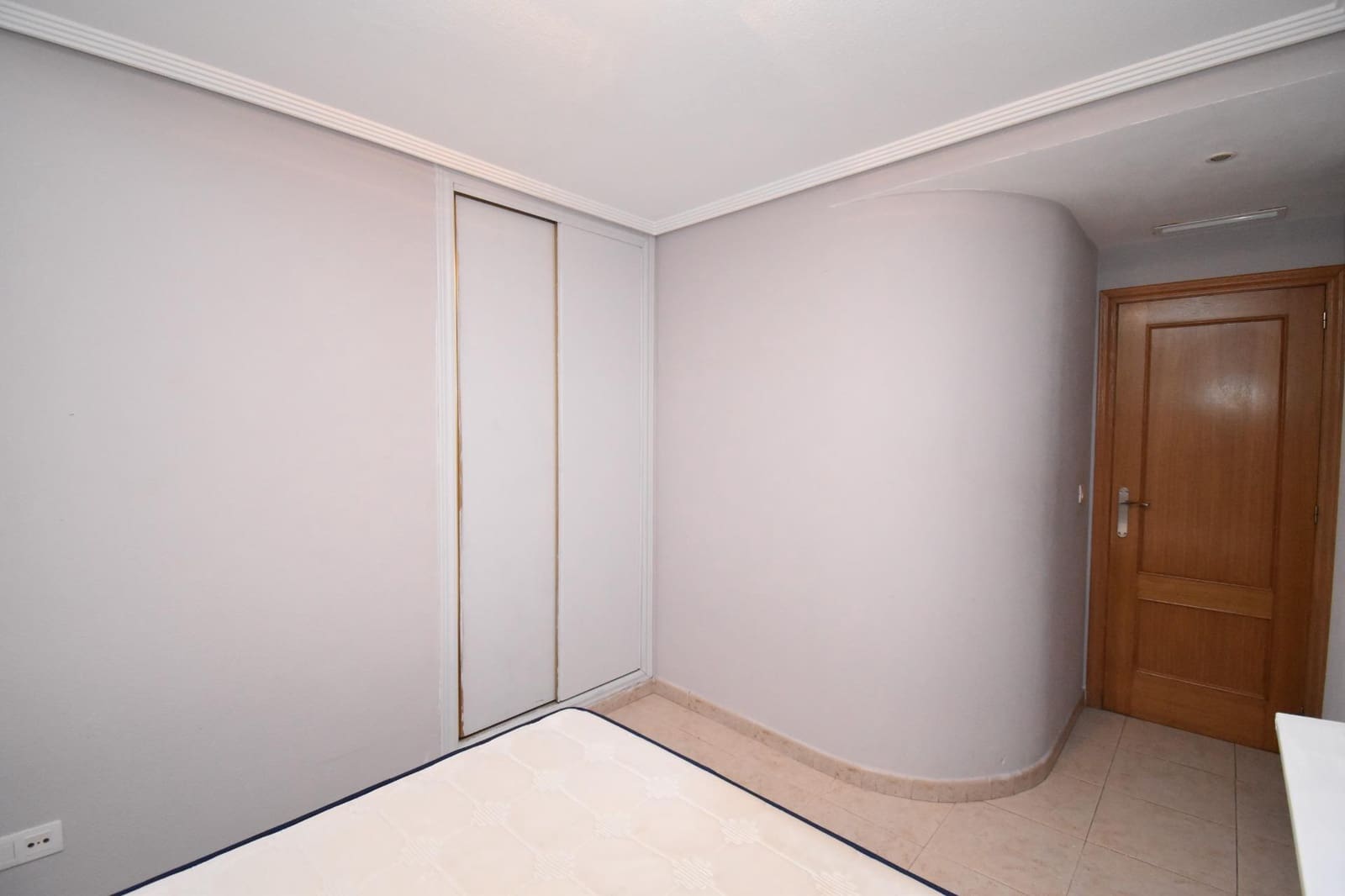 Piso de 1 habitación en Santa Pola en venta - 143.500 € (Ref: 9556082)