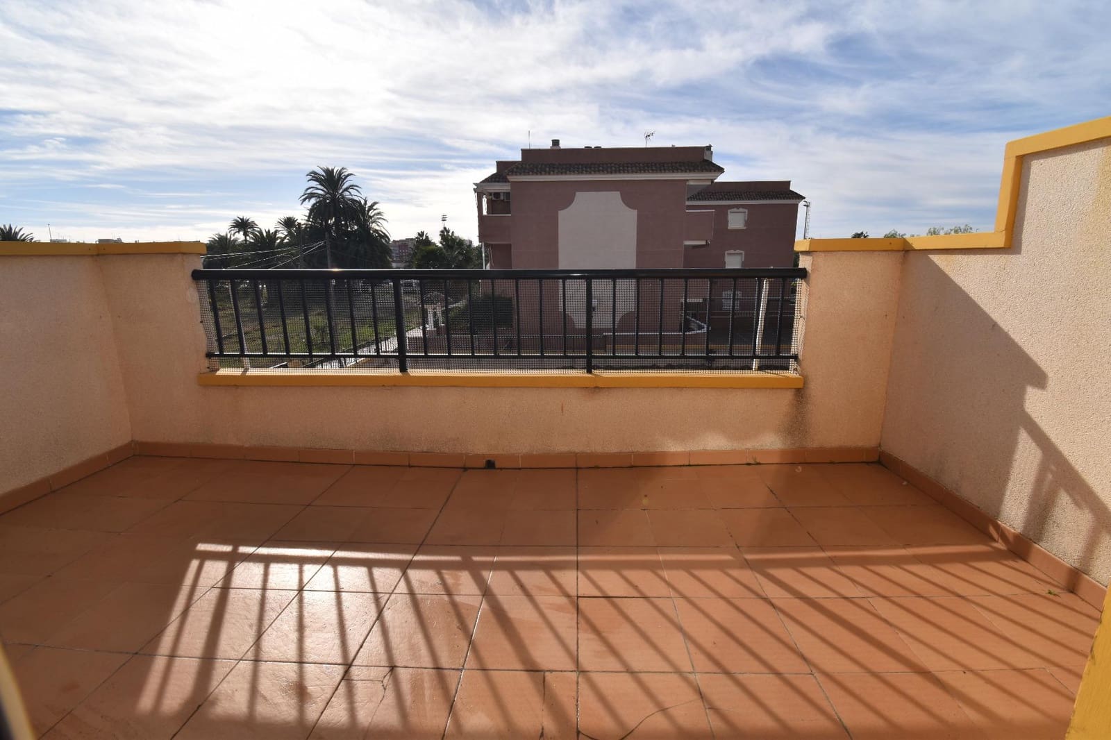 2 soveværelse Bungalow til salg i Santa Pola med swimmingpool - € 189.000 (Ref: 9556083)