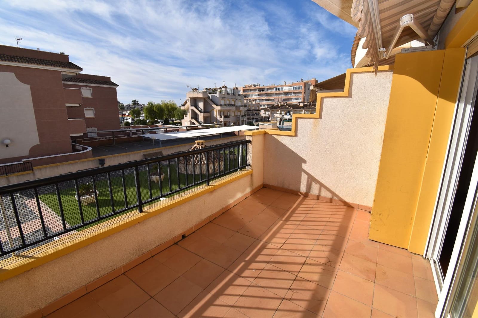 2 soveværelse Bungalow til salg i Santa Pola med swimmingpool - € 189.000 (Ref: 9556083)