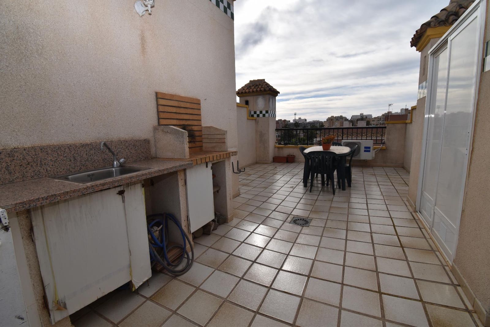 2 soveværelse Bungalow til salg i Santa Pola med swimmingpool - € 189.000 (Ref: 9556083)