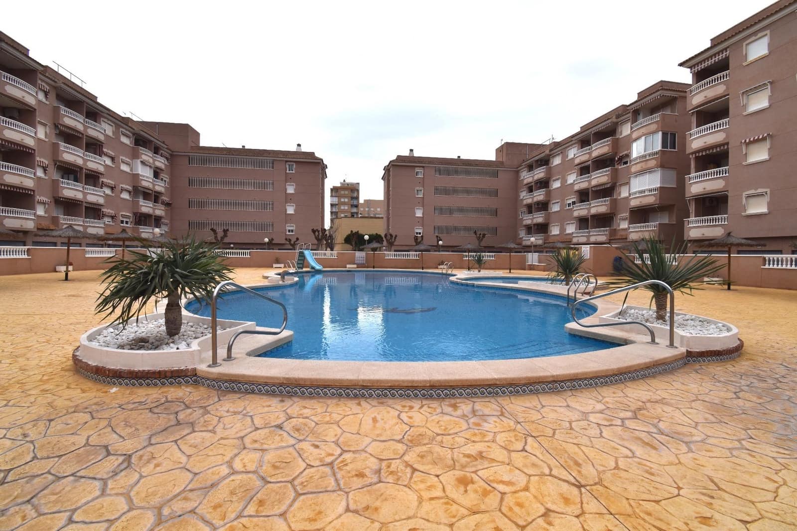 3 camera da letto Appartamento in vendita in Santa Pola con piscina garage - 215.000 € (Rif: 9562114)