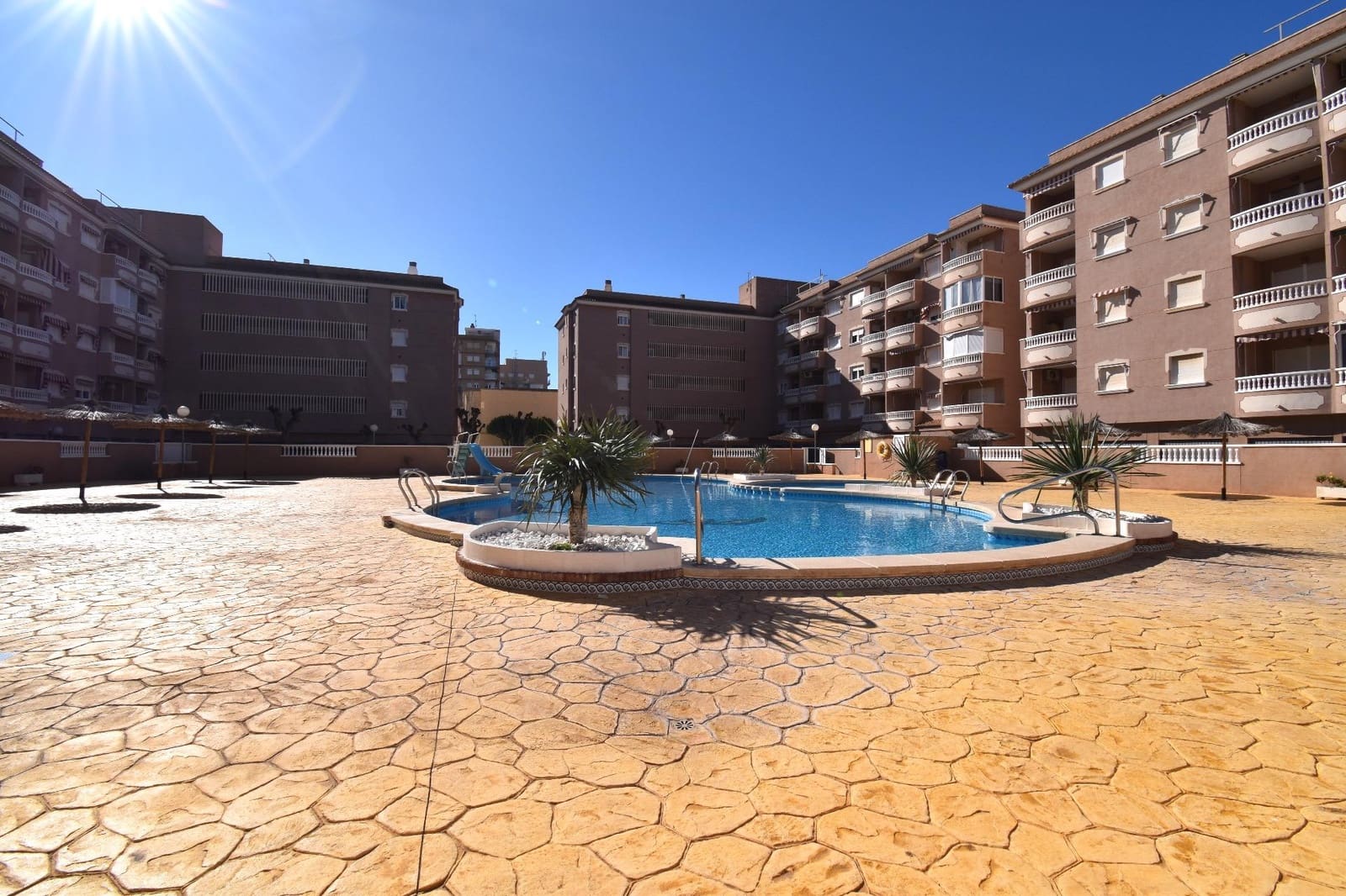 2 bedroom Apartment for sale in Santa Pola with pool garage - € 215,000 (Ref: 9562114)