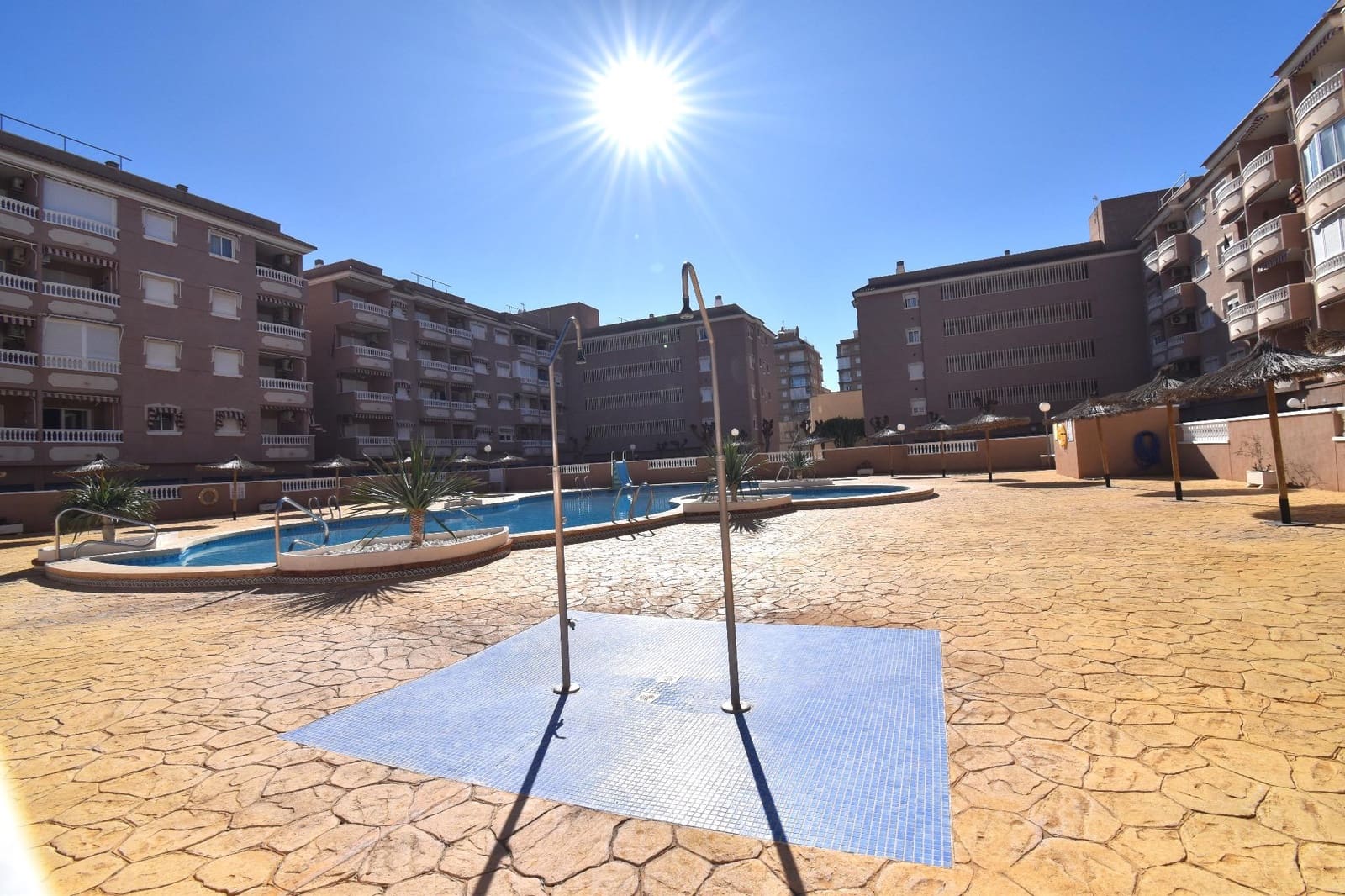 2 bedroom Apartment for sale in Santa Pola with pool garage - € 215,000 (Ref: 9562114)