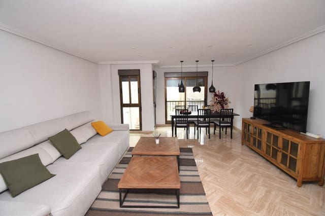 3 sovrum Lägenhet till salu i Centro, Elche / Elx med garage - 350 000 € (Ref: 9586767)