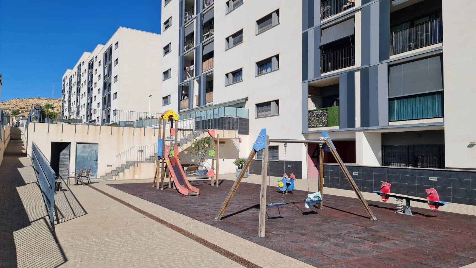 3 Zimmer Apartment zu verkaufen in Crevillente / Crevillent mit Pool - 210.000 € (Ref: 9599733)