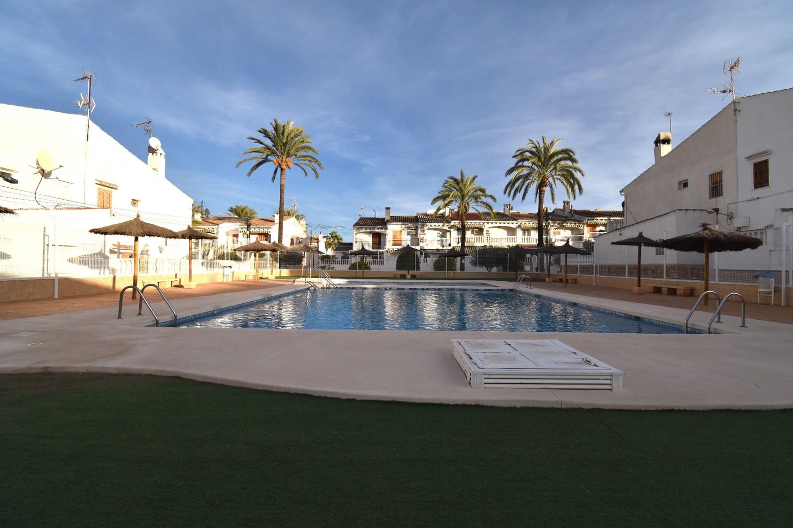 3 bedroom Bungalow for sale in Gran Alacant with pool - € 235,000 (Ref: 9605246)