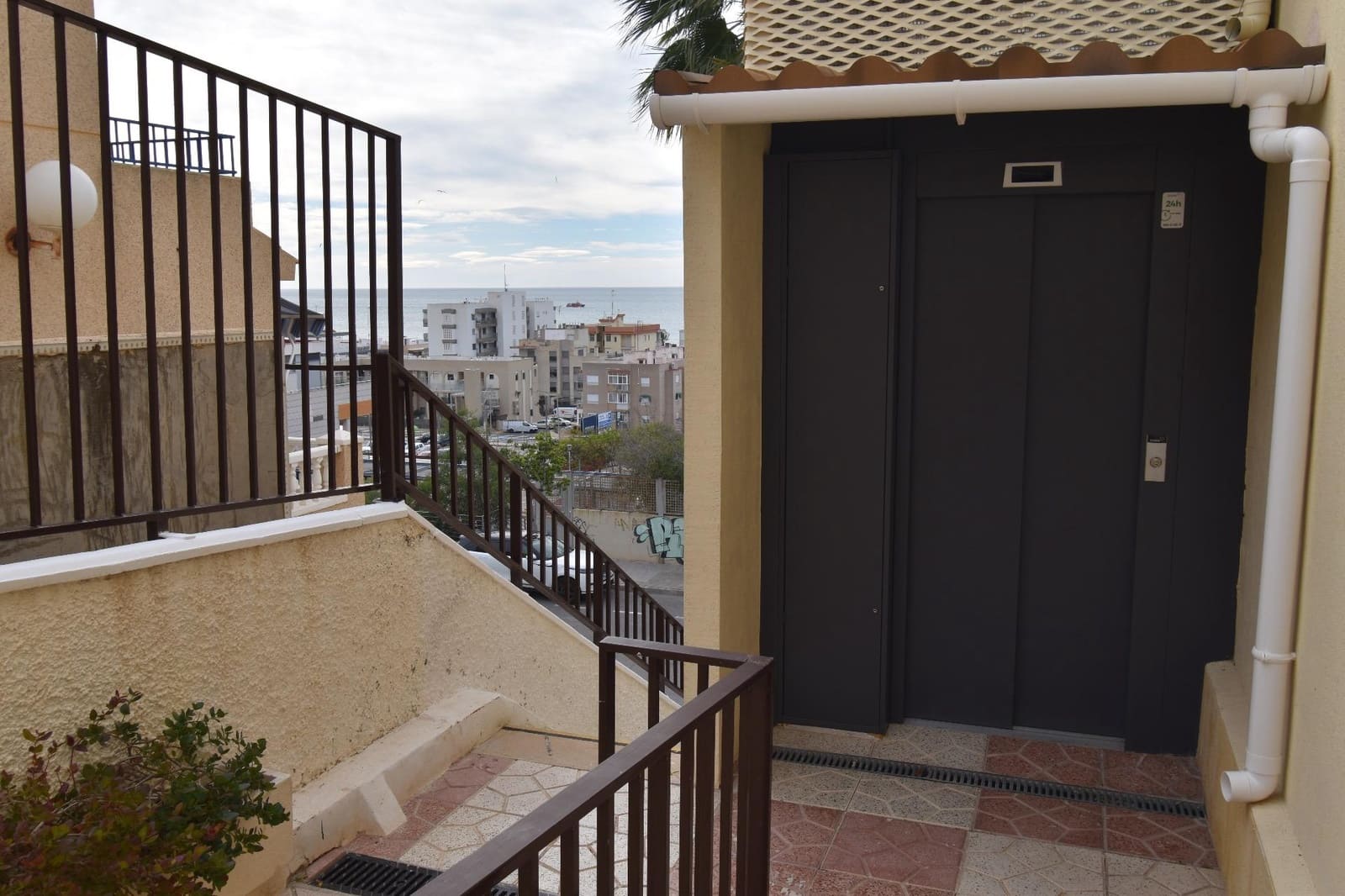 Garage zu verkaufen in Santa Pola - 25.000 € (Ref: 9605247)