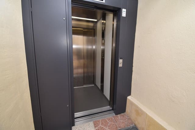 Garaje en Santa Pola en venta - 25.000 € (Ref: 9605247)