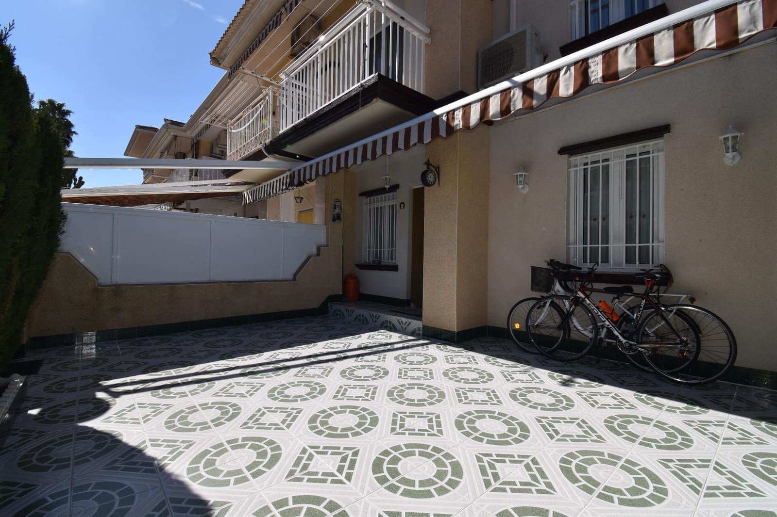 3 bedroom Bungalow for sale in Gran Alacant - € 247,000 (Ref: 9608307)