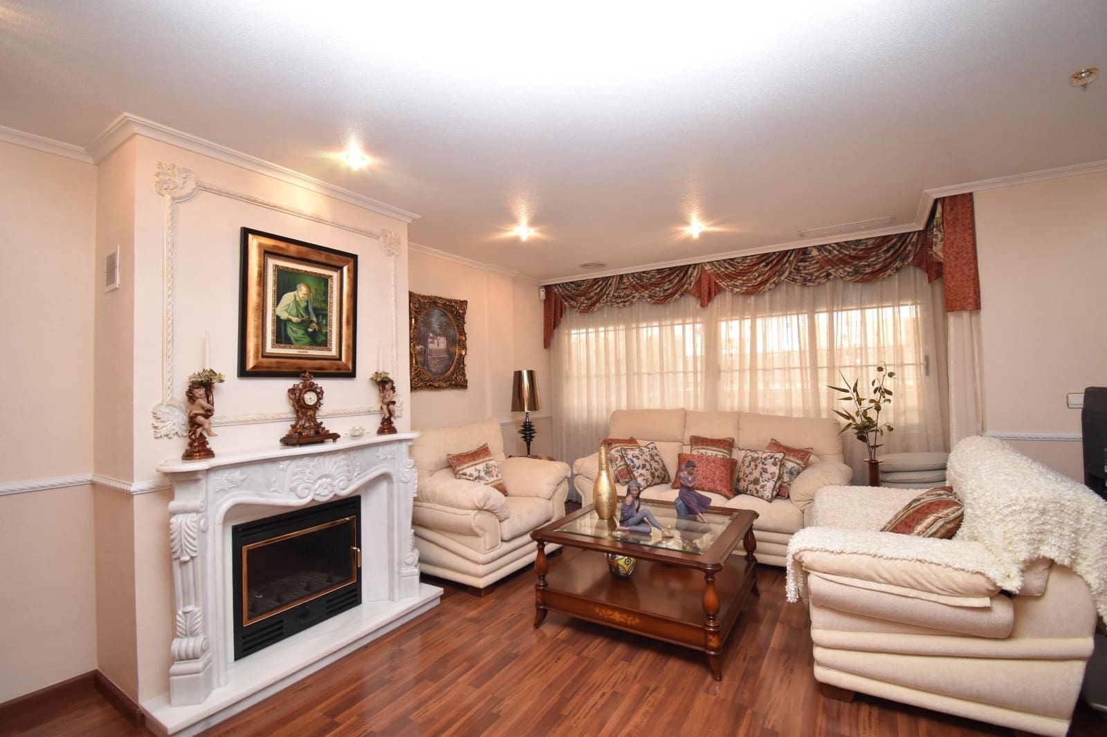 4 bedroom Bungalow for sale in Elche / Elx with pool - € 495,000 (Ref: 9611459)