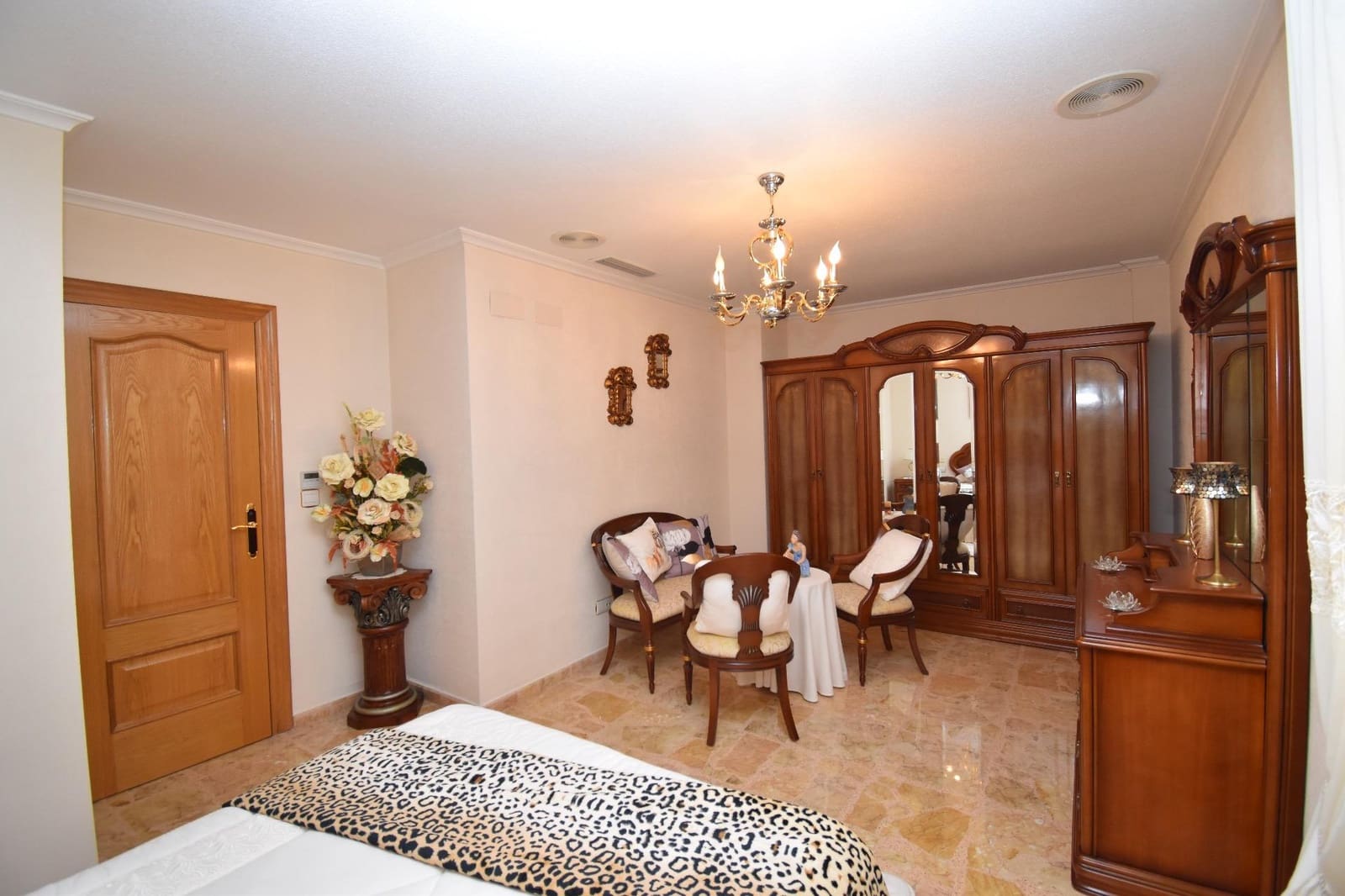 4 camera da letto Bungalow in vendita in Elche / Elx con piscina - 495.000 € (Rif: 9611459)