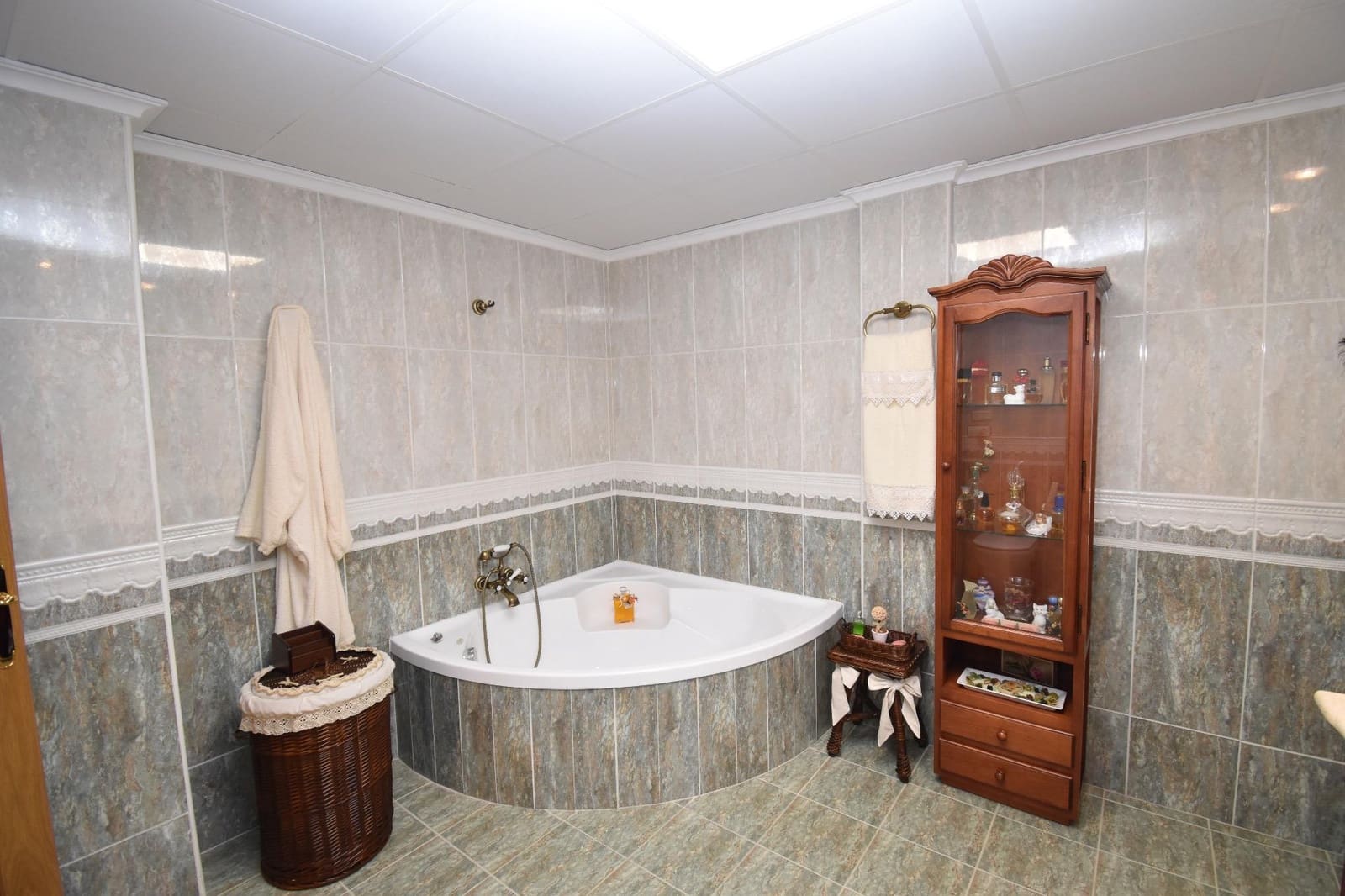 4 soveværelse Bungalow til salg i Elche / Elx med swimmingpool - € 495.000 (Ref: 9611459)