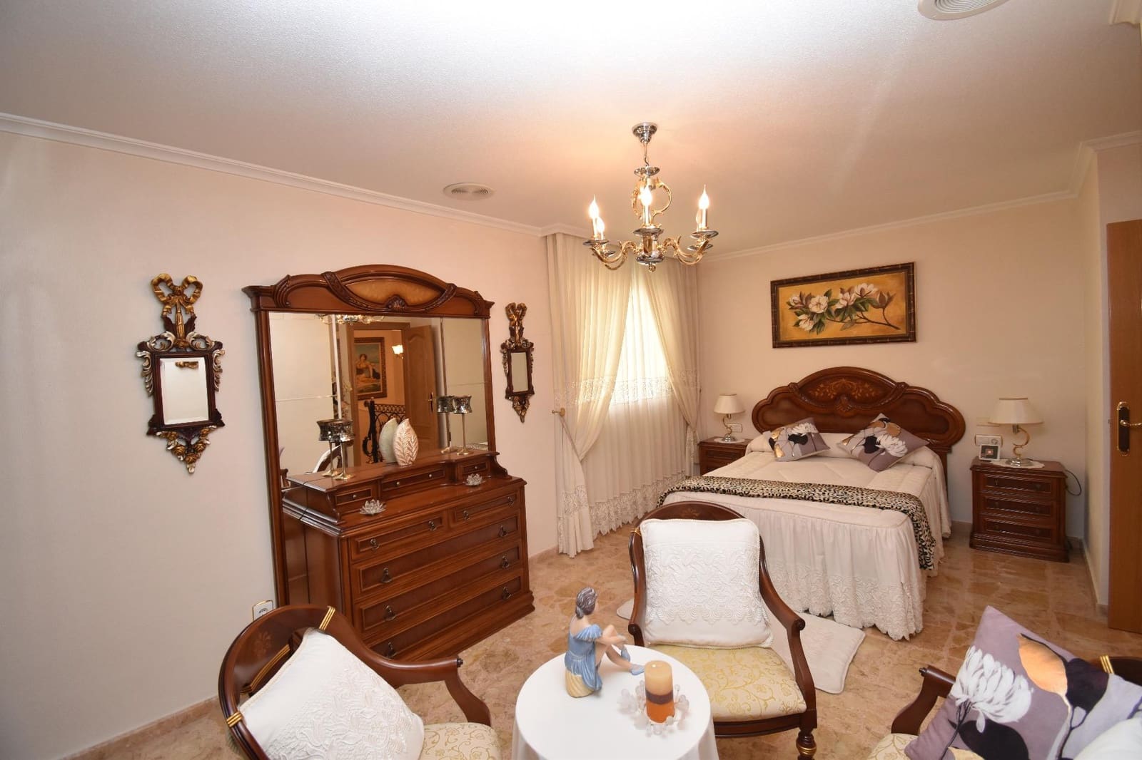 4 soveværelse Bungalow til salg i Elche / Elx med swimmingpool - € 495.000 (Ref: 9611459)