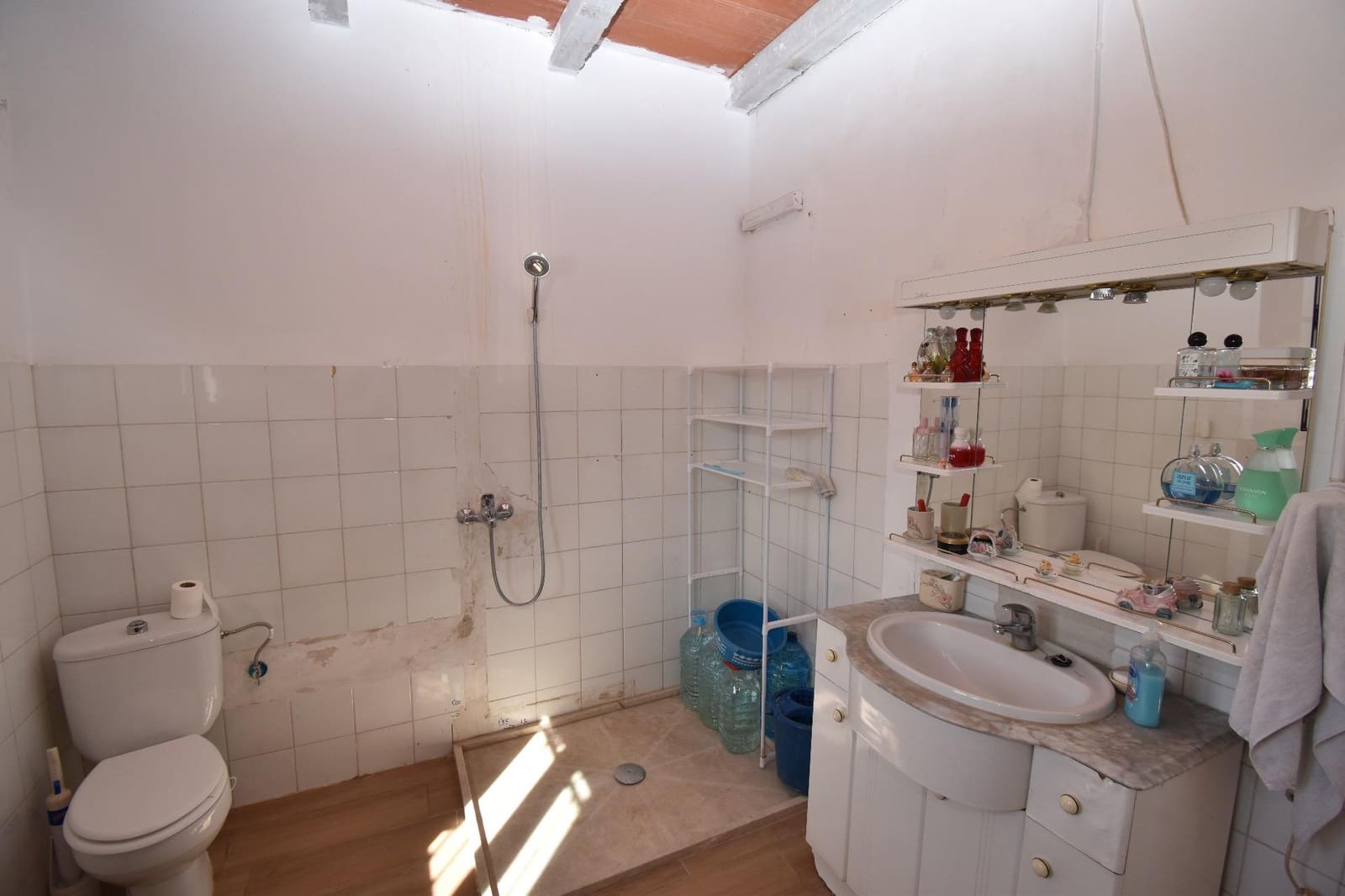 3 bedroom Finca/Country House for sale in La Romana with pool - € 210,000 (Ref: 9616106)