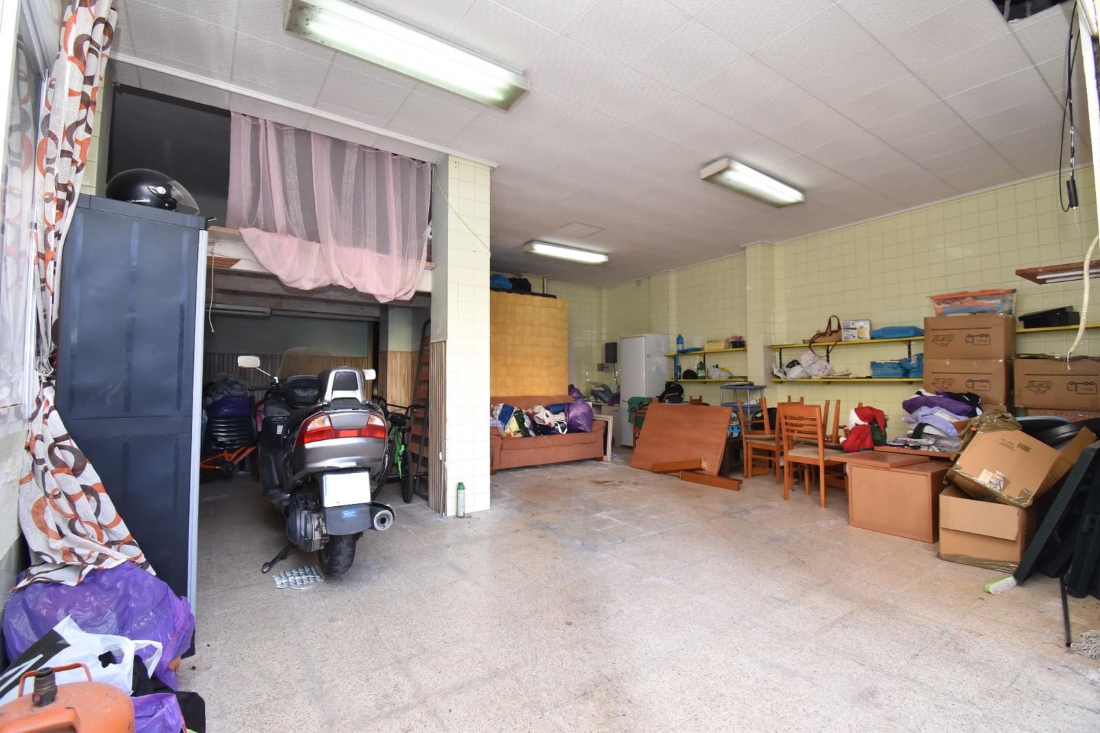 Garage for sale in Santa Pola - € 85,000 (Ref: 9625934)