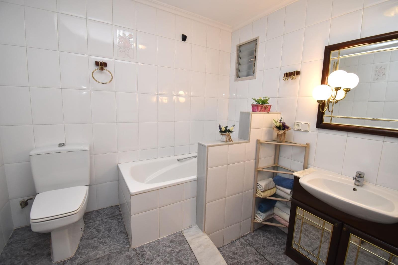 4 sypialnia Willa na sprzedaż w Elche / Elx z basenem garażem - 389 000 € (Ref: 9627841)