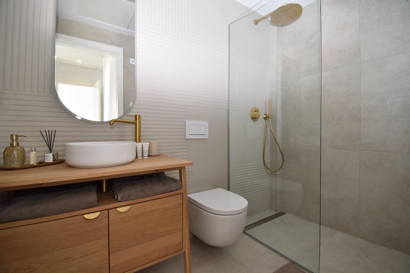 4 slaapkamer Villa te koop in Polop met zwembad garage - € 745.000 (Ref: 9634551)