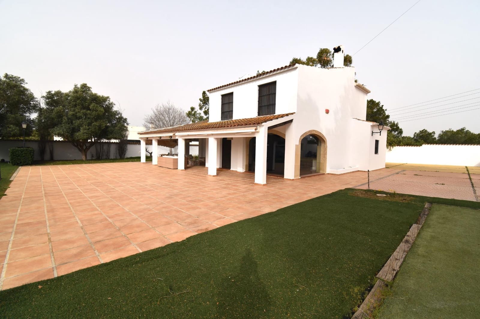 4 soveværelse Villa til salg i Santa Pola med swimmingpool garage - € 890.000 (Ref: 9652257)