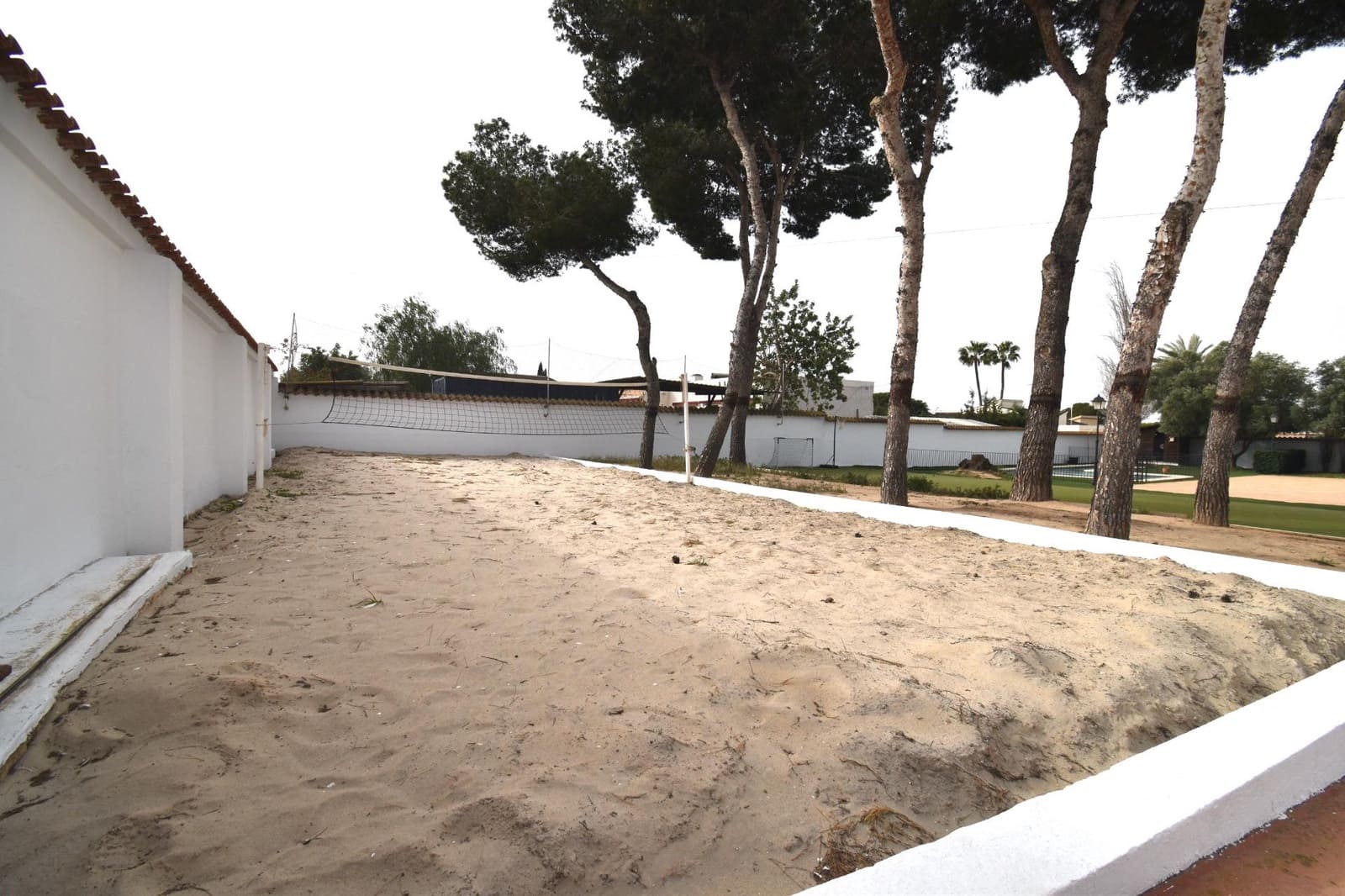 4 soveværelse Villa til salg i Santa Pola med swimmingpool garage - € 890.000 (Ref: 9652257)