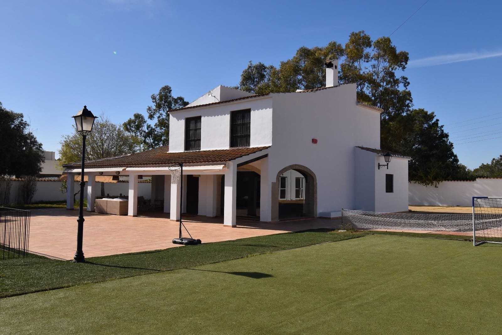 4 soveværelse Villa til salg i Santa Pola med swimmingpool garage - € 890.000 (Ref: 9652257)