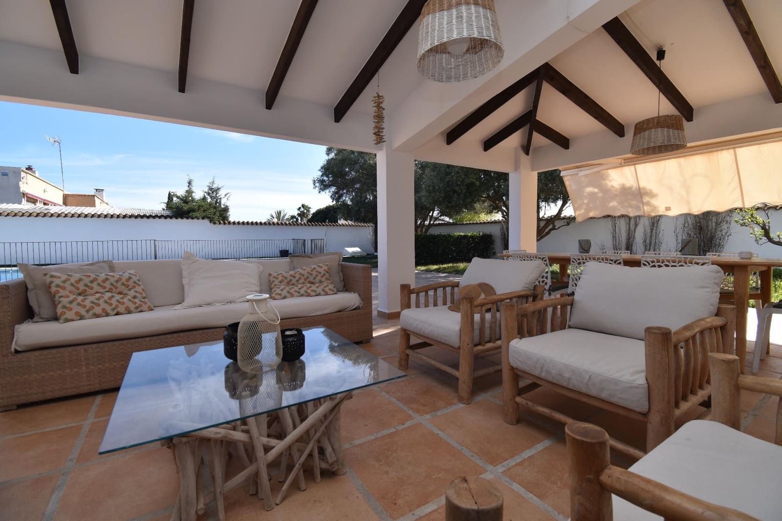 4 soveværelse Villa til salg i Santa Pola med swimmingpool garage - € 890.000 (Ref: 9652257)