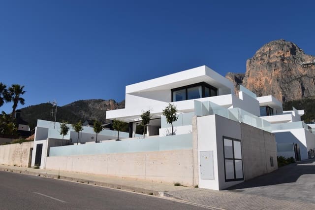 4 chambre Villa/Maison à vendre à Polop avec piscine - 725 000 € (Ref: 9652259)