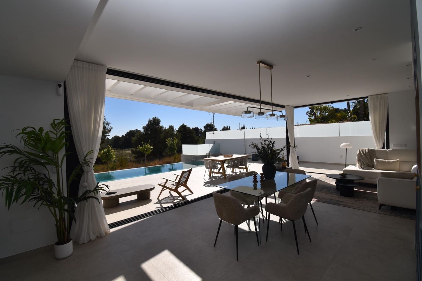 4 soveværelse Villa til salg i Polop med swimmingpool - € 730.000 (Ref: 9656303)