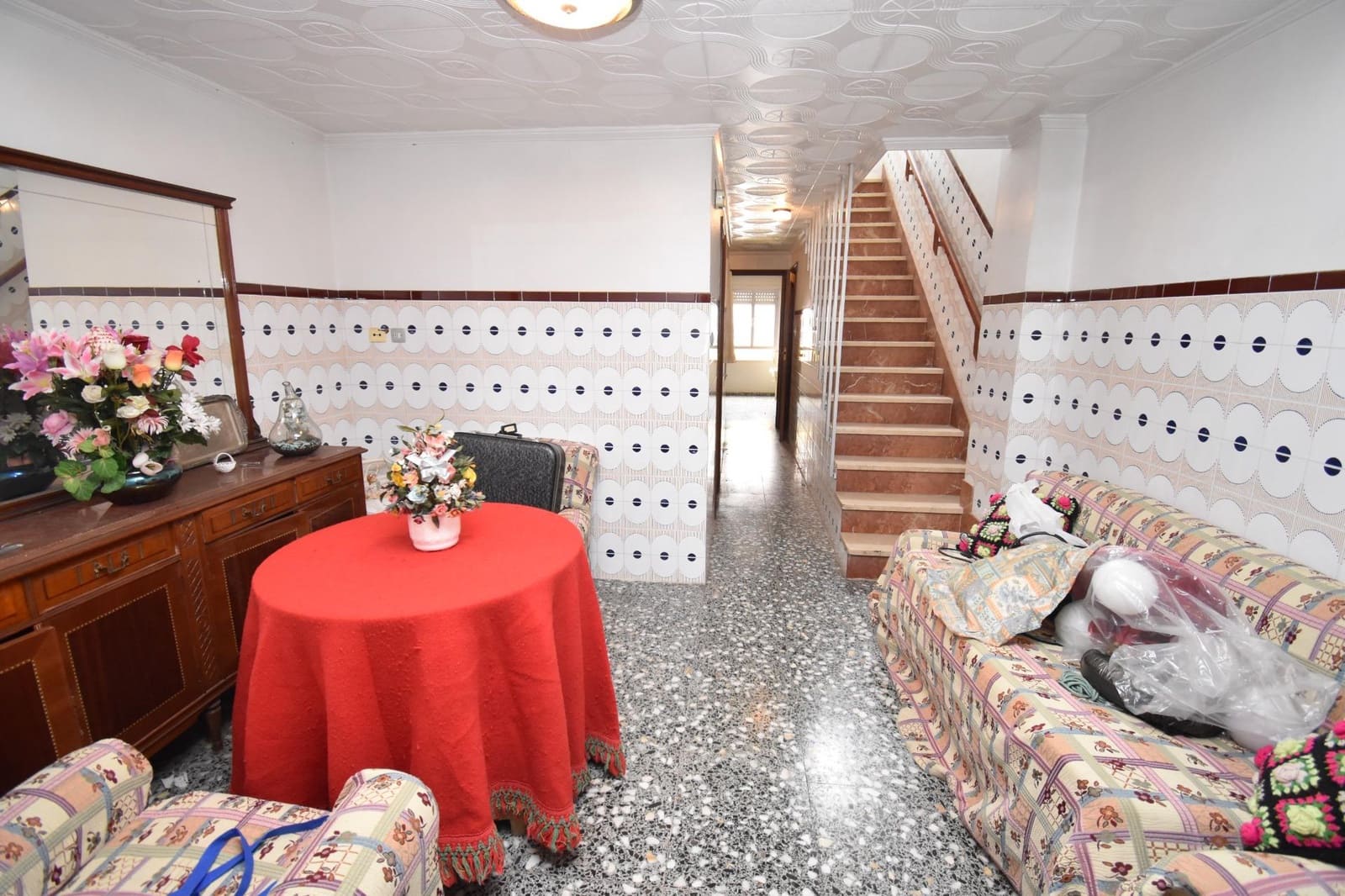 5 slaapkamer Villa te koop in Santa Pola met garage - € 318.500 (Ref: 9666976)