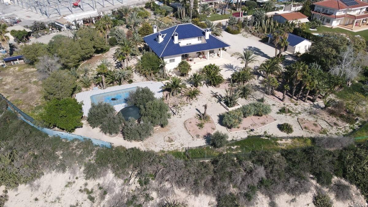 7 Zimmer Villa zu verkaufen in Matola mit Pool - 740.000 € (Ref: 9677665)